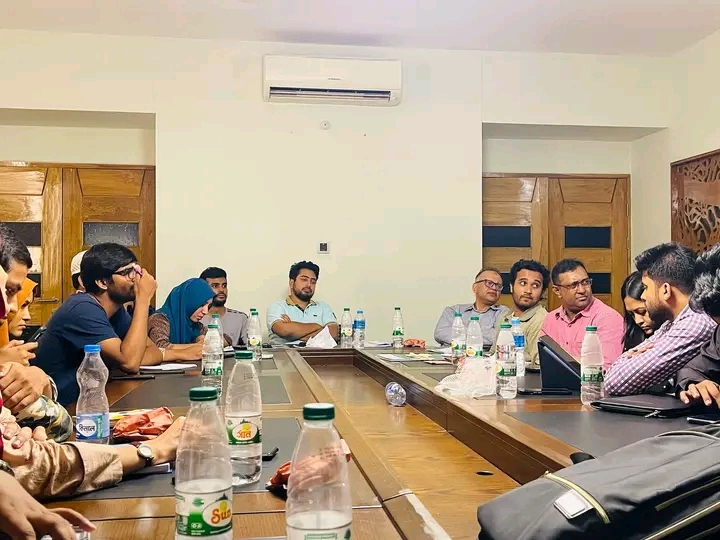 ছাত্রদের সাথে মতবিনিময় সভা